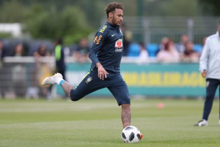 Gobierno de Brasil se solidariza con Neymar ante incidente racista