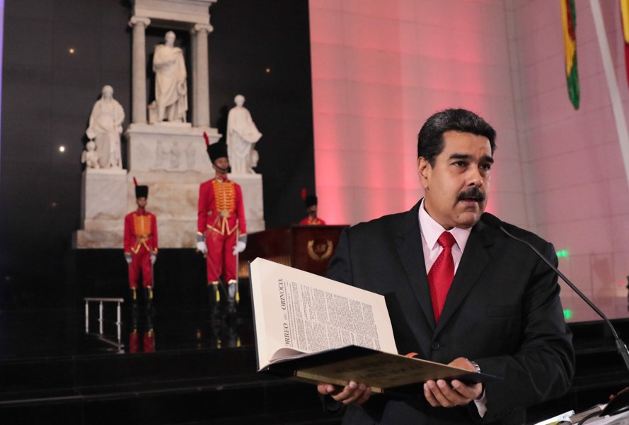 Tesis sobre CNN en español y su injerencia en Venezuela ganó Premio de Periodismo