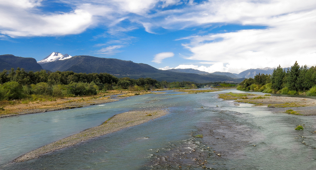 Preocupación en Cunco por proyecto hidroeléctrico que intervendría el río Allipén