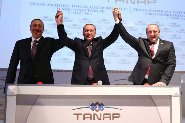 Turquía inauguró gasoducto que unirá Azerbaiyán y Europa