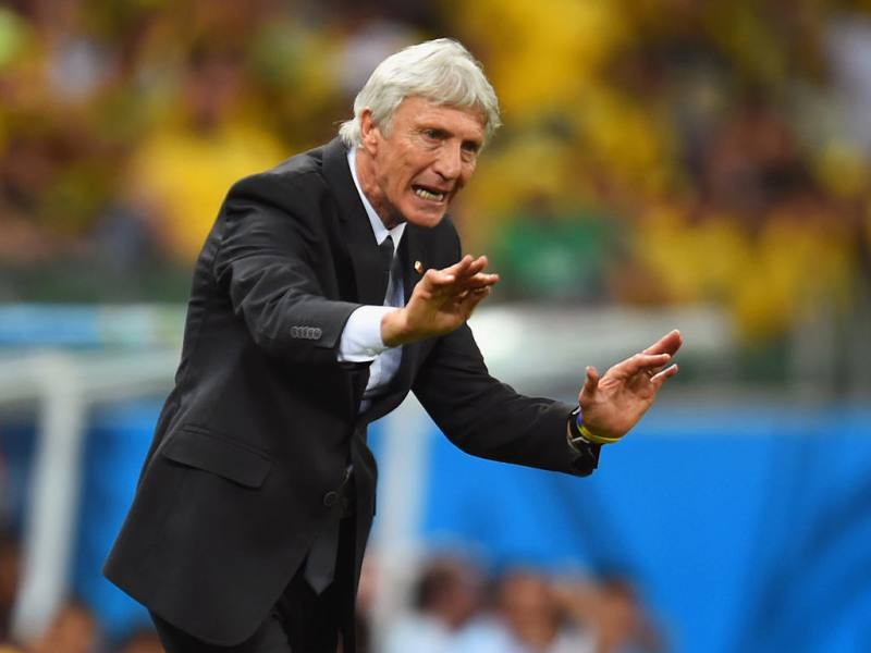 Técnico de la selección de Colombia soporta críticas por la alineación del equipo