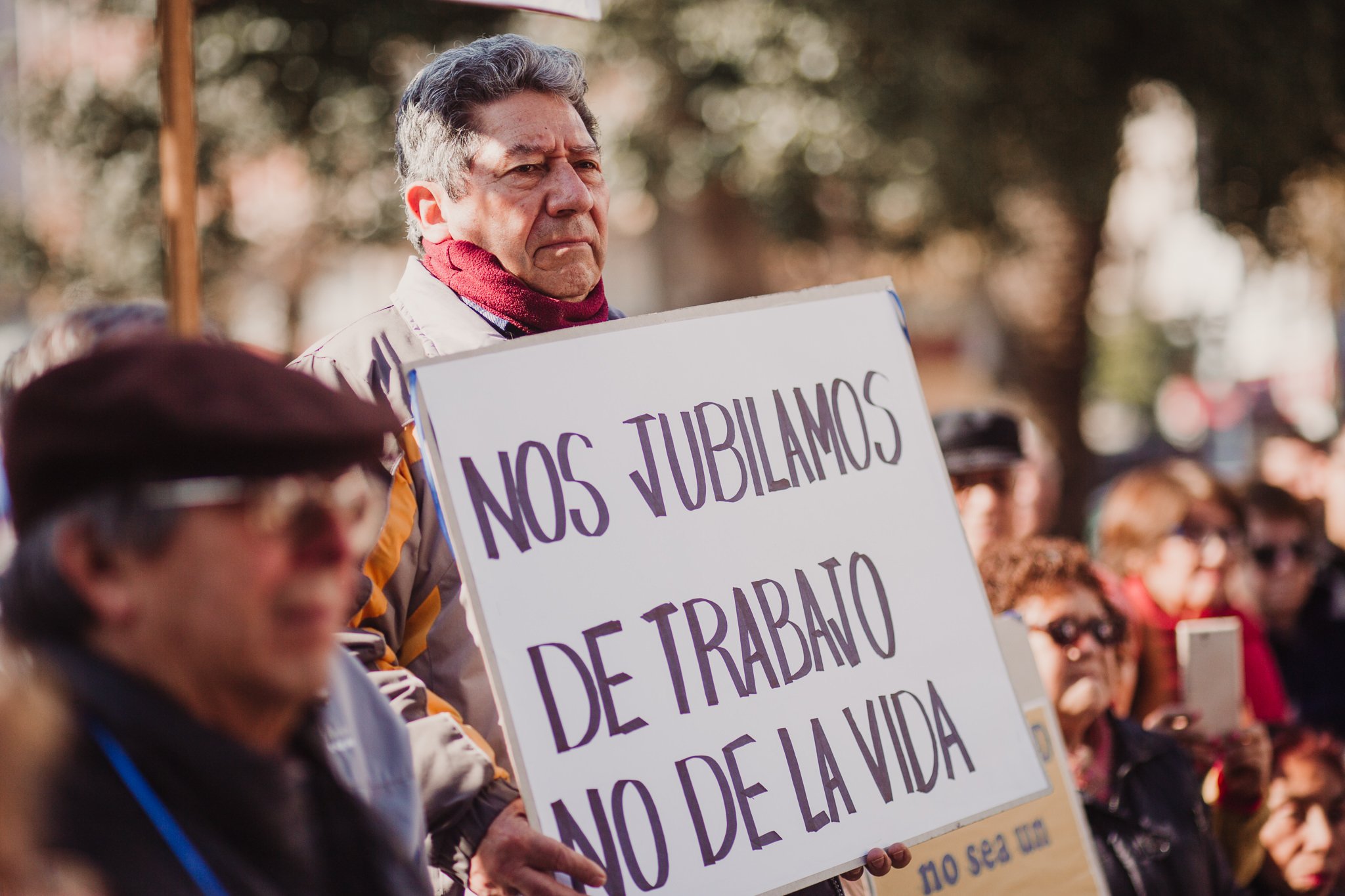 Adultos mayores se manifiestan y piden rebaja del pasaje en el transporte público de Valparaíso