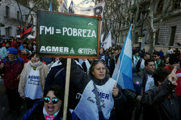 Argentina se paraliza hoy en contra de los ajustes económicos