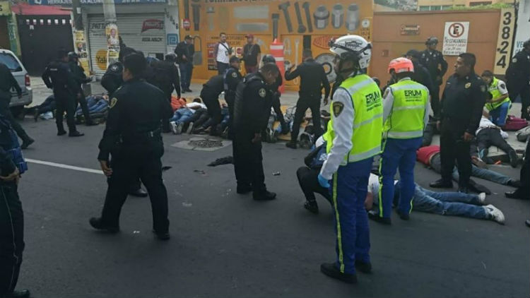 Balacera en avenida Tláhuac de México deja 4 muertos (+Video)