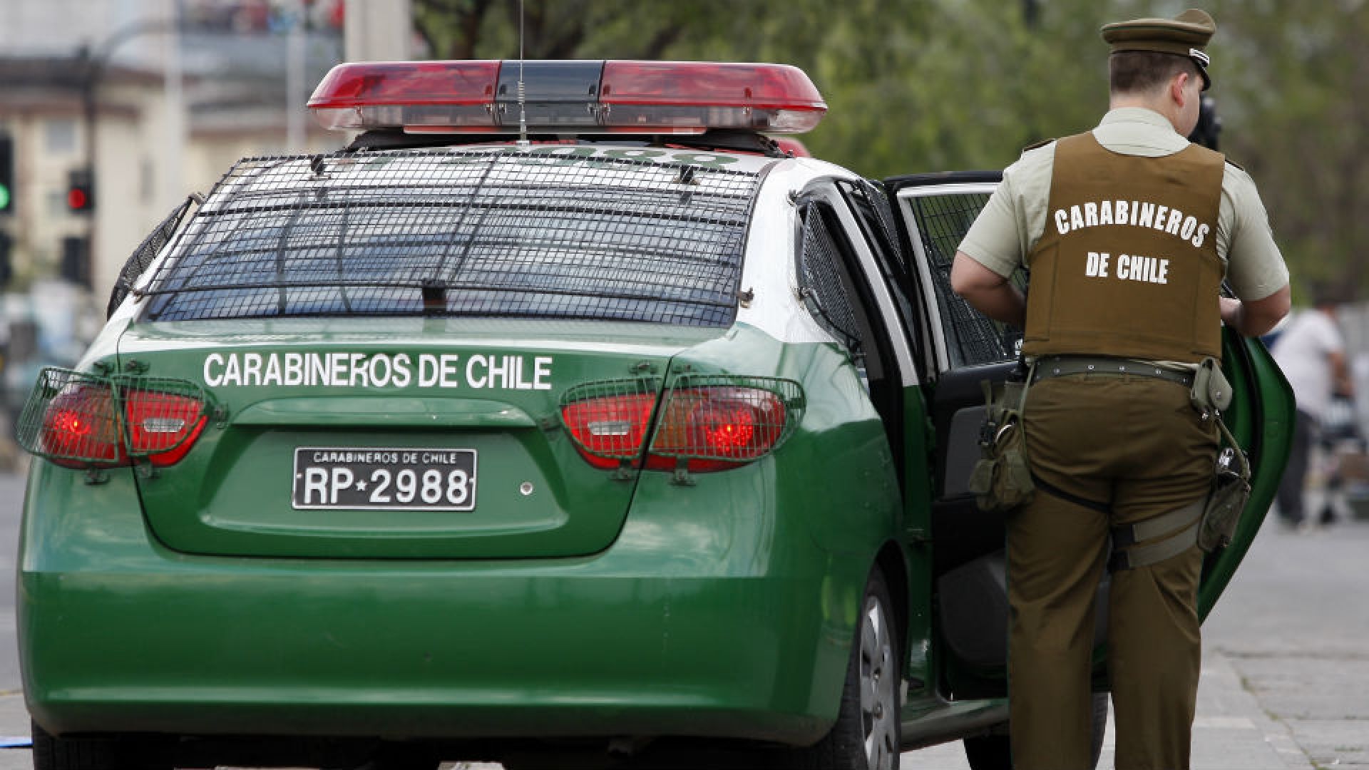 Temuco: Hasta 10 años de cárcel arriesgan dos ex carabineros y un civil acusados de narcotráfico