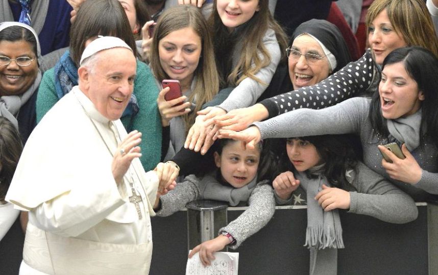 Papa Francisco: «Explotar a las mujeres es un pecado contra Dios»
