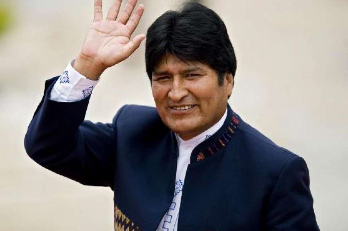 Presidente Evo Morales inicia gira por Rusia, Holanda y China