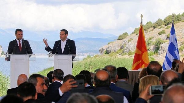 Macedonia acuerda con Grecia cambio de nombre oficial