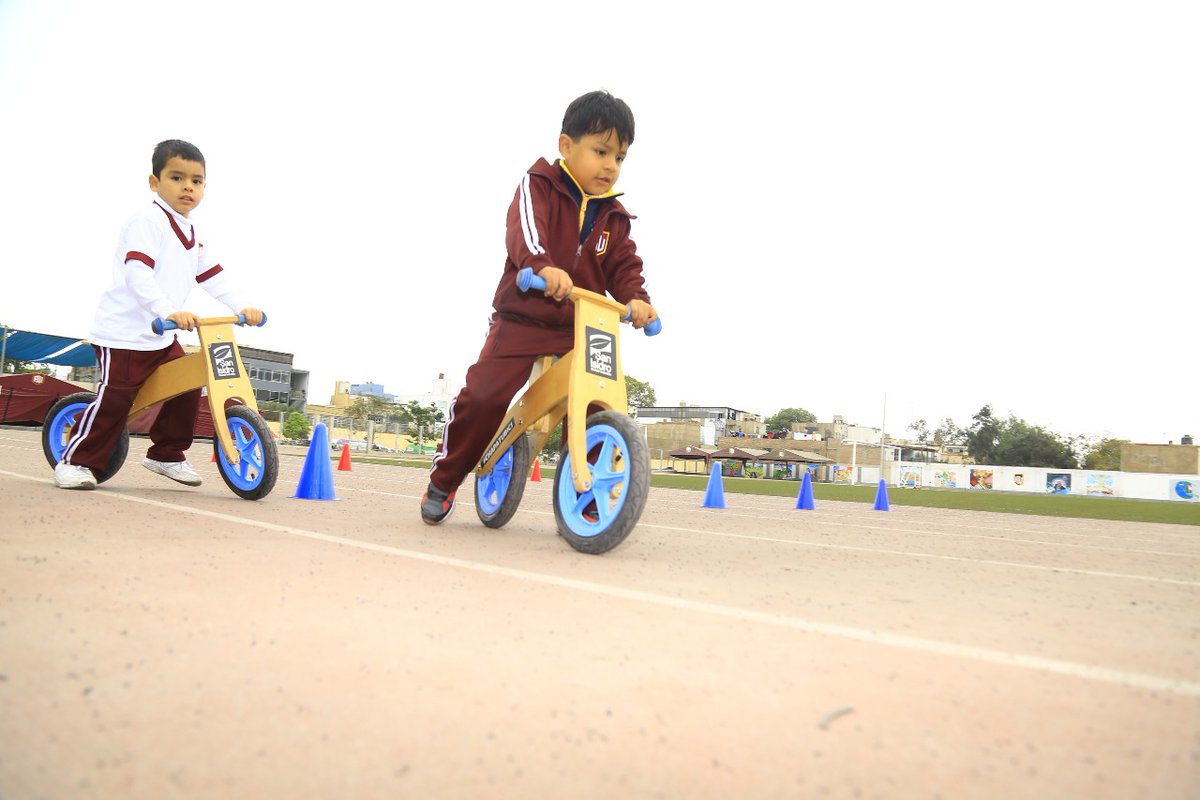 Los más pequeños aprenden a usar la bici con el programa «MiniBikers»