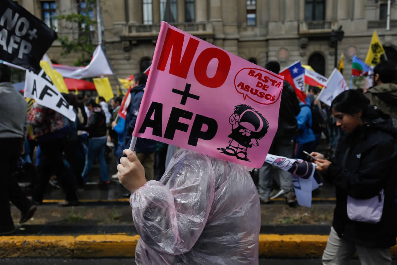 Pensiones: CUT y ANEF rechazaron anuncios de Piñera en materia previsional y llamaron a la unidad del sector
