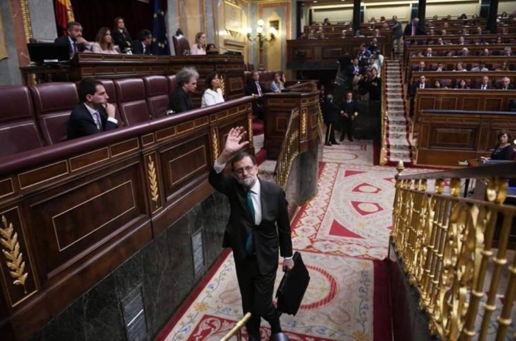Conozca aquí las reacciones en las redes sociales tras destitución de Rajoy