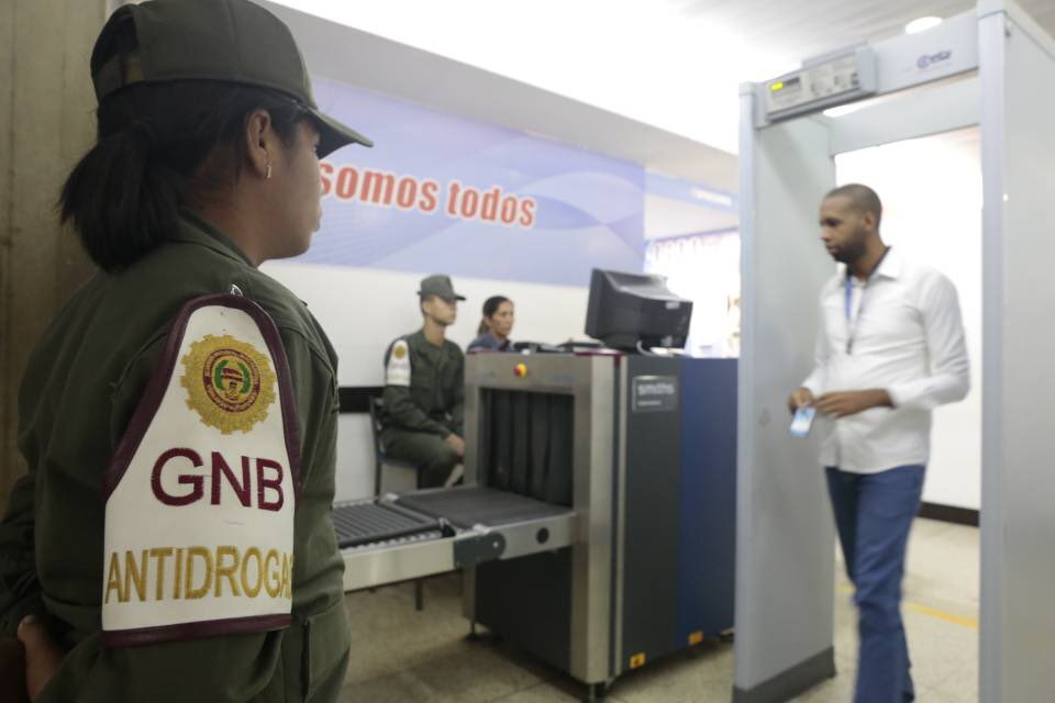 Venezuela: Plan de prevención contra la delincuencia en el Aeropuerto de Maiquetía