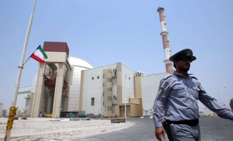 Irán notifica a la ONU que aumentará centrífugas para enriquecer uranio