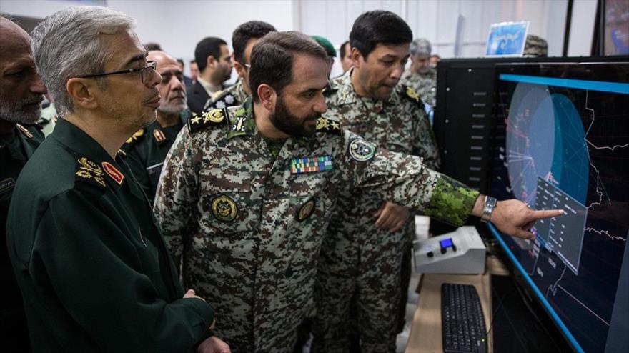 Irán presenta radar que identifica un misiles y drones a 150 km de distancia