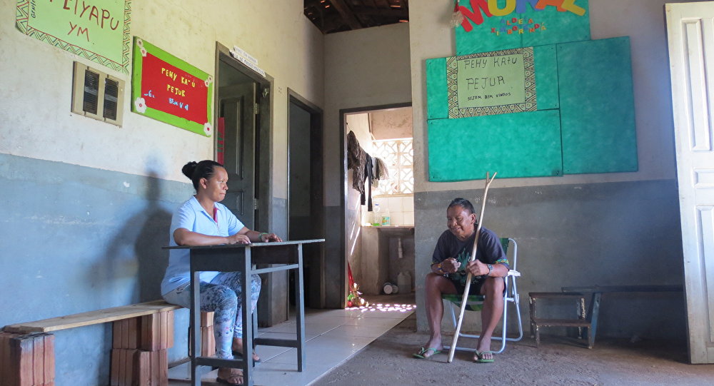 Pueblo nativo ka»apor crea su propio sistema educativo en Brasil