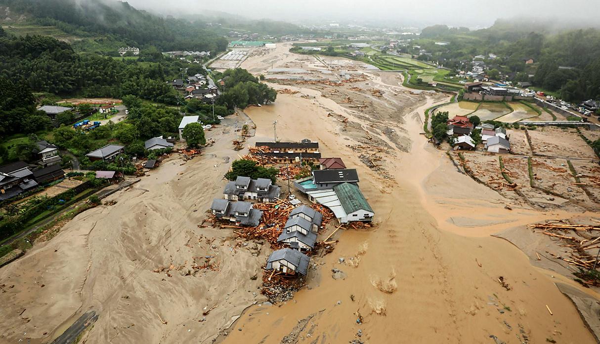 Gobierno japonés aprobó recursos a localidades afectadas por inundaciones