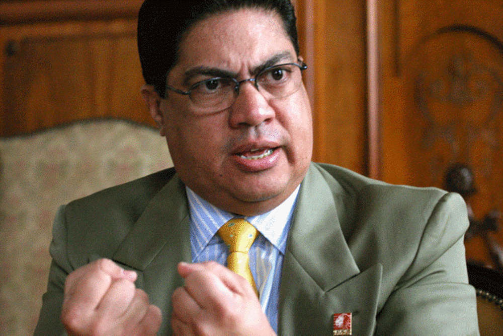 Legislador constituyente dice que investigación a «traidores» busca paz en Venezuela