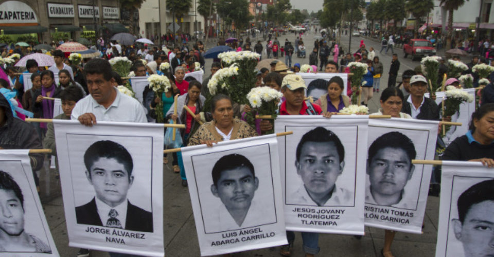 Caso Ayotzinapa: Abogados de los 43 estudiantes desaparecidos se reunirán con nuevo Gobierno mexicano