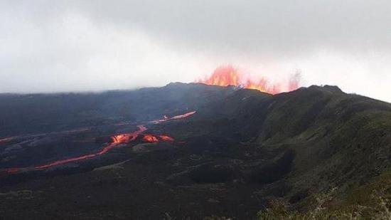 Registran alta actividad en volcanes de Ecuador