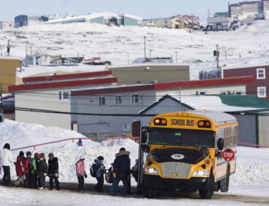 Aborígenes del Ártico tendrán acceso a Facebook en las lenguas originarias inuktut y Nunavut