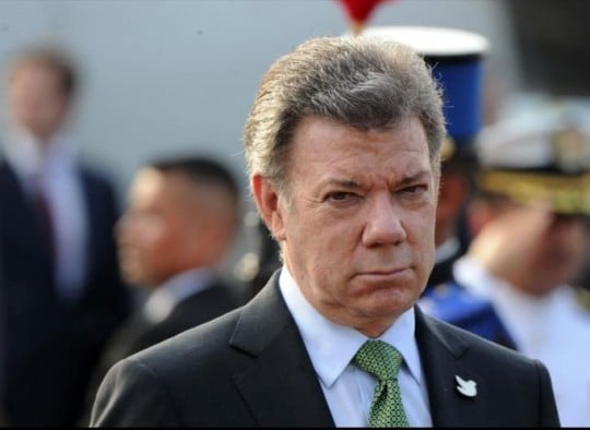 Santos pide a Trump hable con Putin para que retire apoyo a Maduro