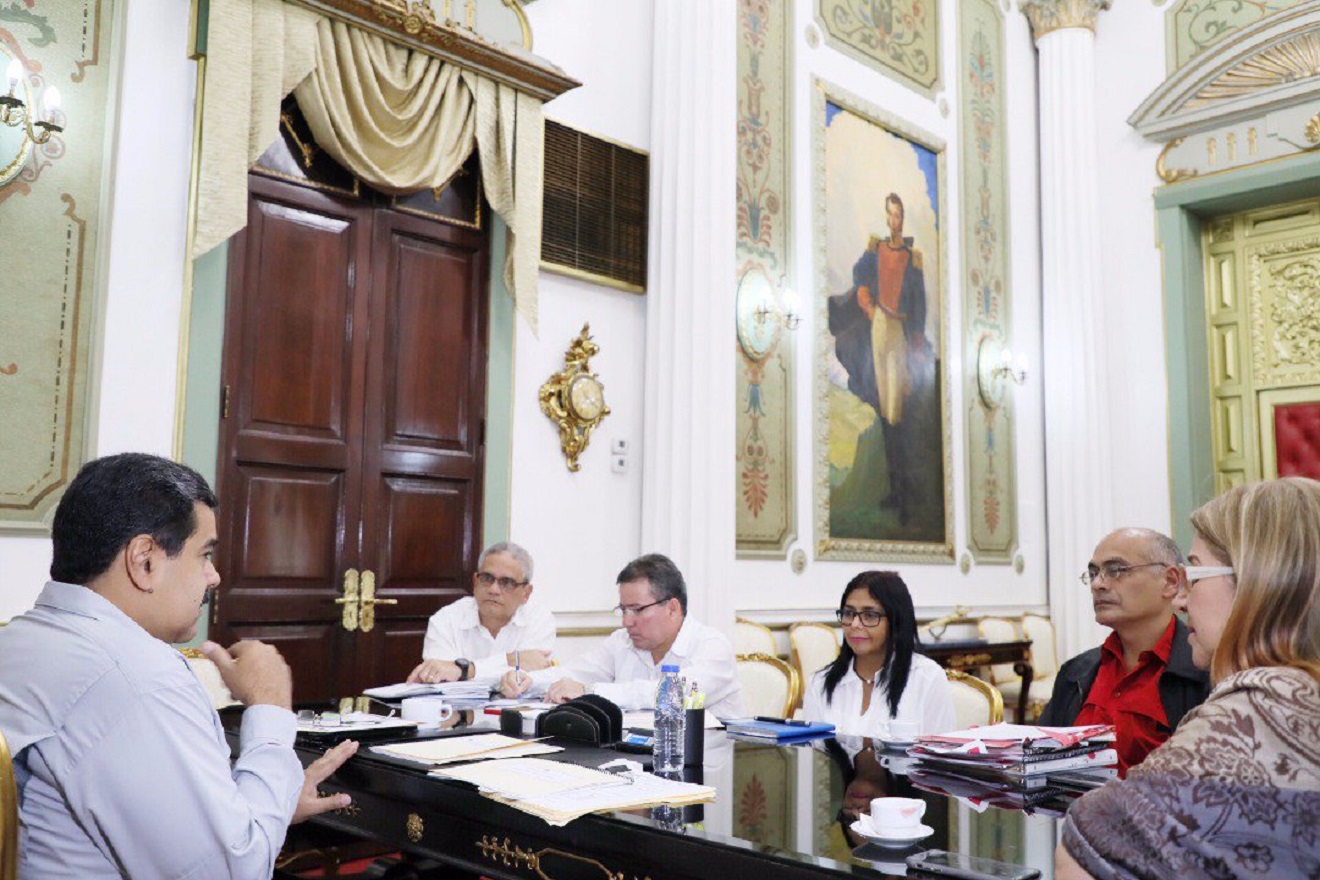 Gobierno venezolano aprueba más de 293 millones de euros para compra de insumos y medicamentos