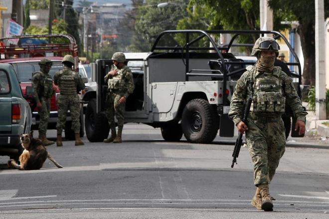 Tres muertos deja enfrentamiento de narcotraficantes en México