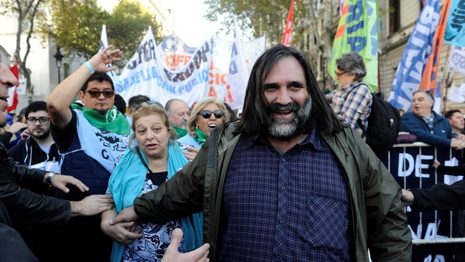 Profesores hacen paro en Buenos Aires pese a medida de Gobierno para evitarlo