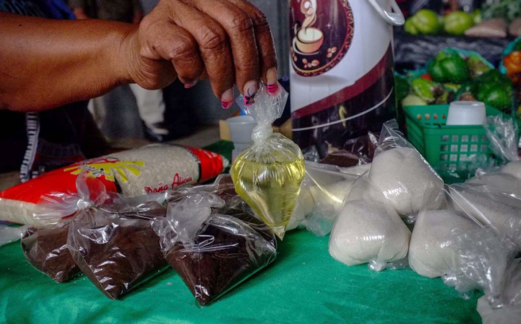 NoticiaW - Venezuela crisis economica - Página 9 Venezuela-Econom%C3%ADa-Buhonero