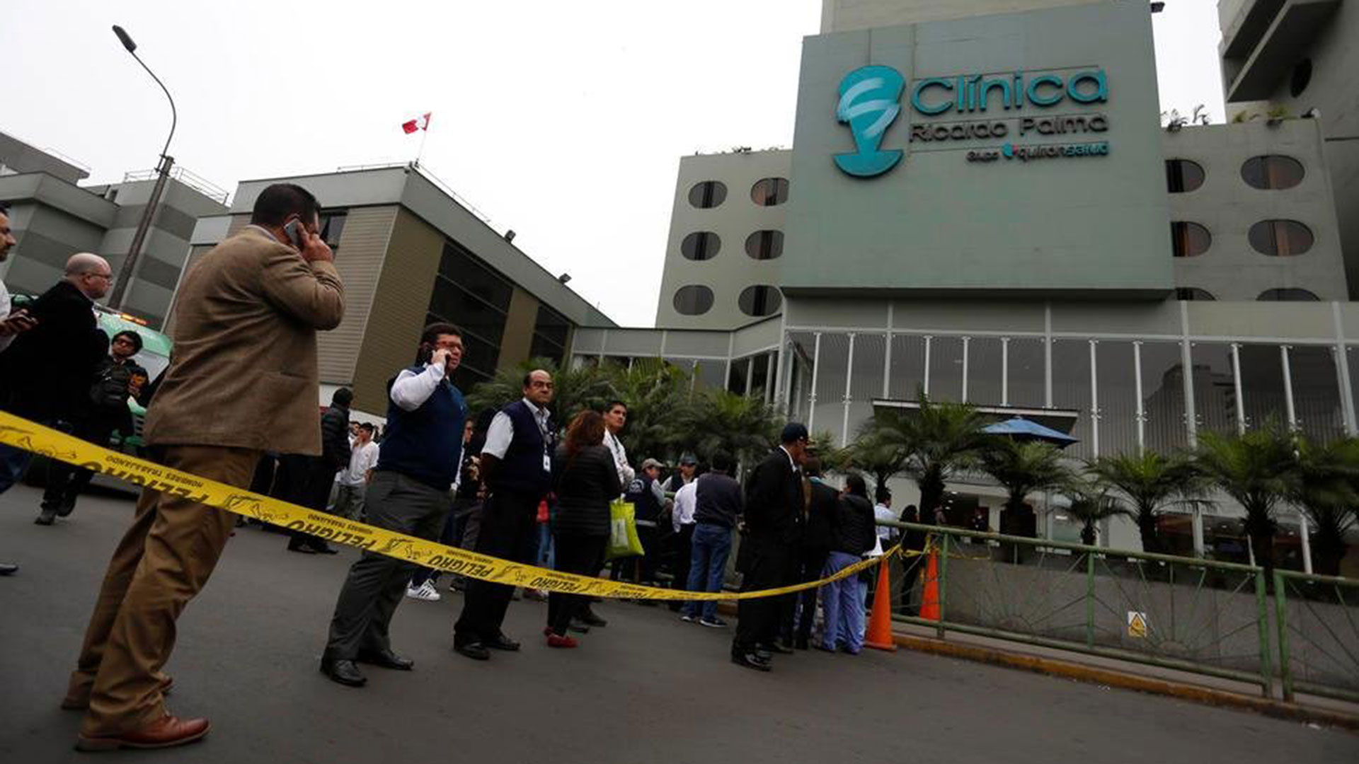 Atacan con explosivos a clínica en Perú por presunta venganza