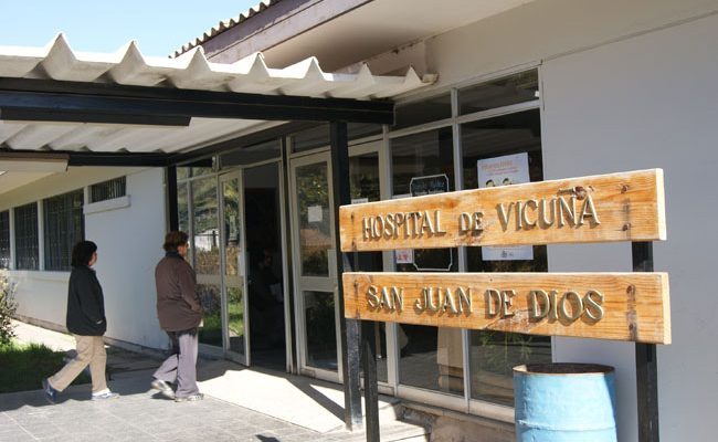 Vicuña: Mujer golpeó a una doctora con el monitor de un computador en el Hospital San Juan de Dios