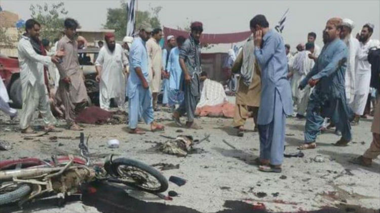 Al menos 31 muertos tras atentado en Pakistán en plena jornada electoral sangrienta