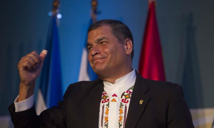 Rafael Correa: «No tengo una orden de arresto por la Justicia ecuatoriana, sino por la injusticia»