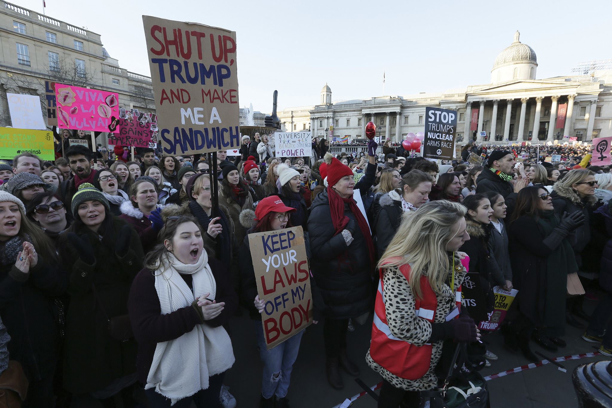 Cerca de 200 mil personas protestaron en contra de Trump en Reino Unido (+Fotos)