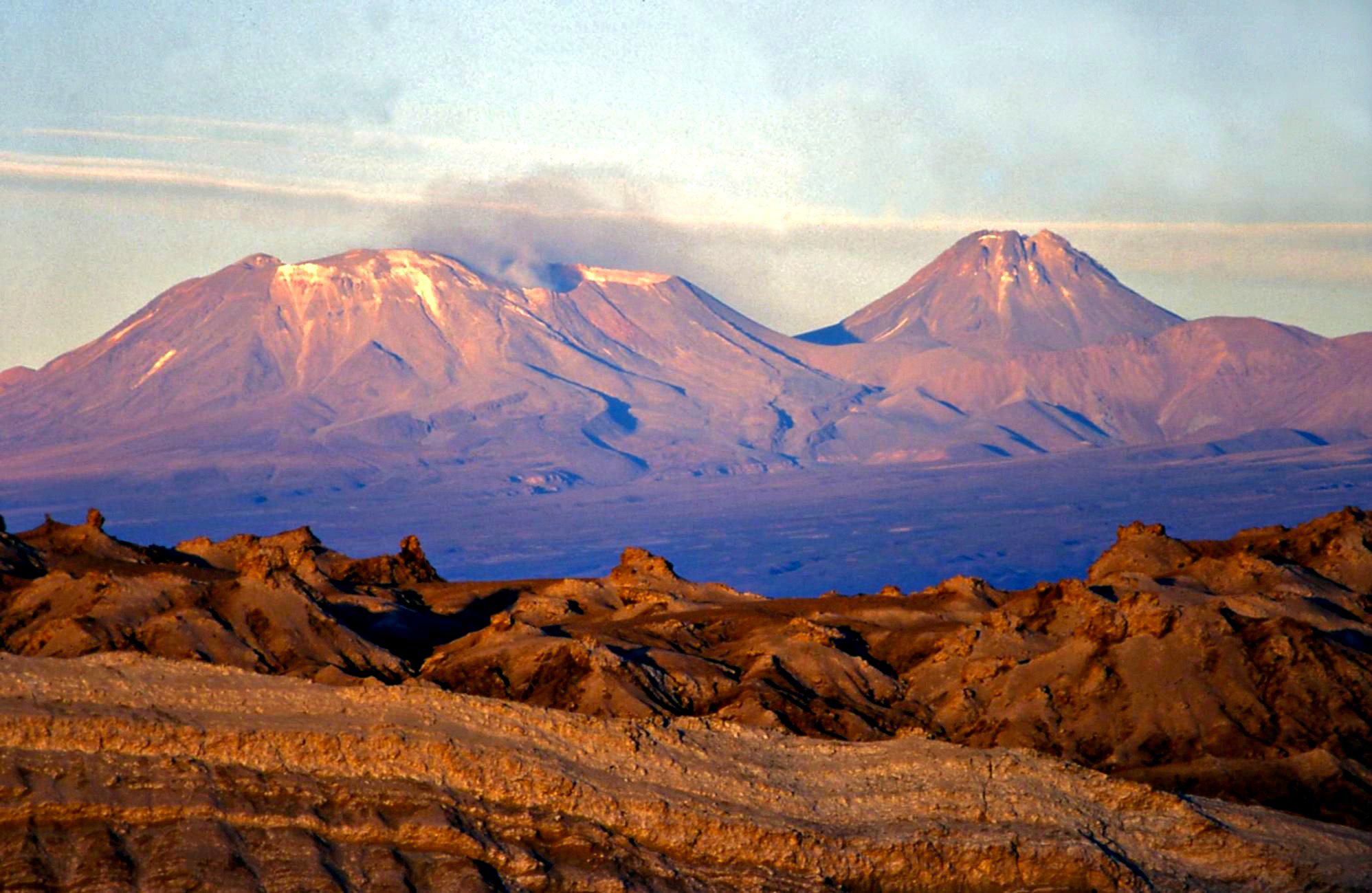 Antofagasta: Sernageomin detecta enjambre sísmico en las inmediaciones del Volcán Láscar