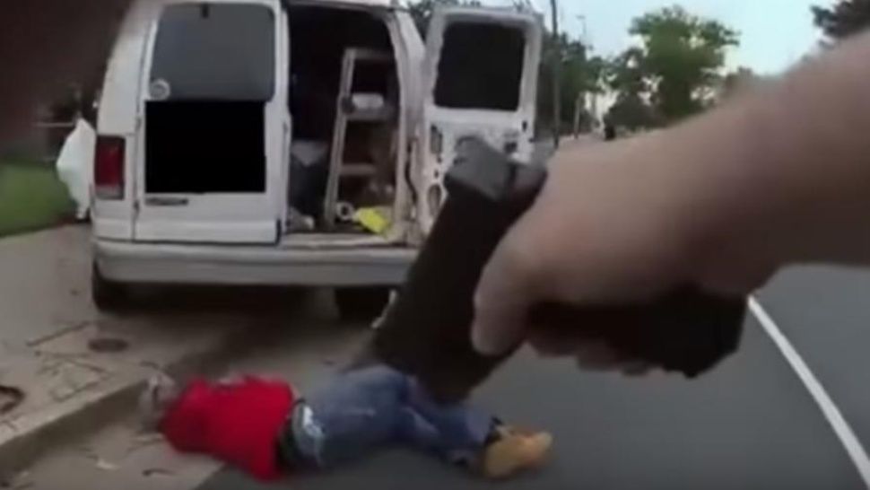 Policía estadounidense asesinó a tiros a un afroamericano (+VIDEO)