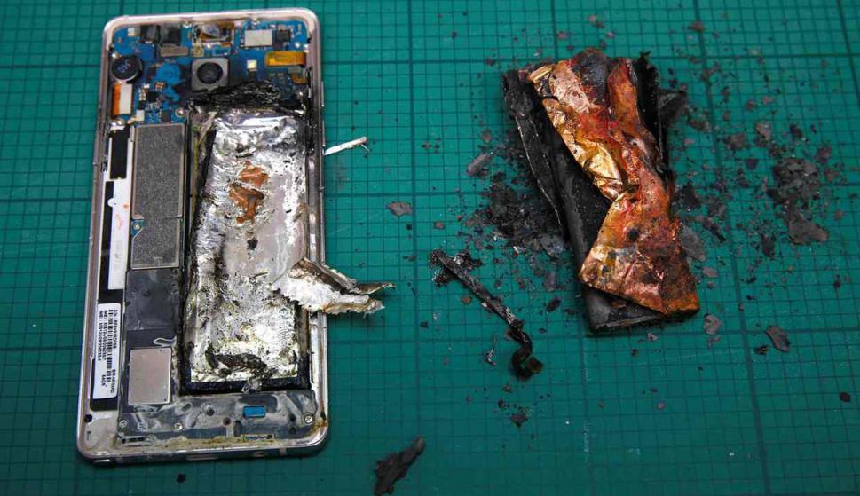Transeúntes creyeron que explosión de batería de un iPad en una tienda era un atentado terrorista