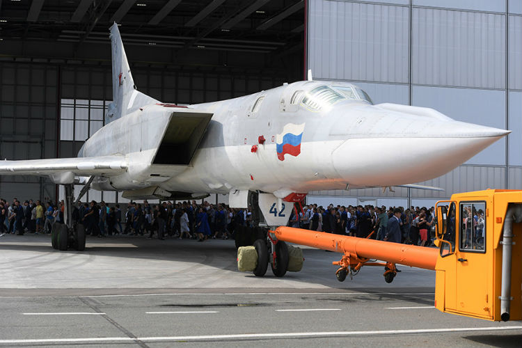 Rusia presenta el bombardero estratégico de largo alcance Tu-22M3M