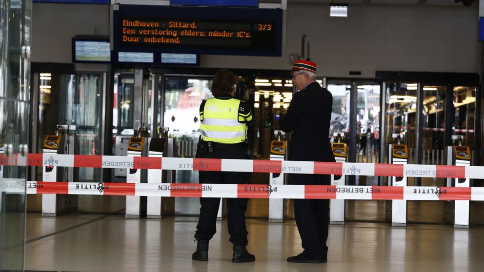 Un ataque a cuchillazos se registró en la estación de trenes de Ámsterdam