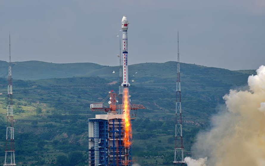 China lanza satélite con cámaras HD para observar la Tierra