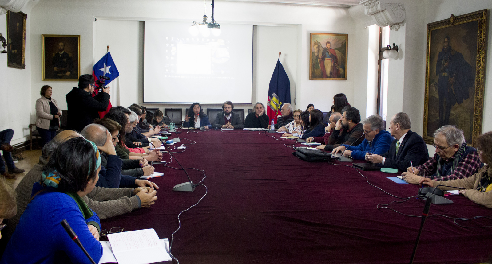 Valparaíso: Actores sociales, políticos y empresariales se reúnen a analizar posibles usos del «paño Barón»
