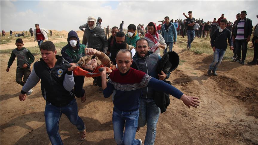 Dos palestinos muertos y cientos de heridos en Gaza