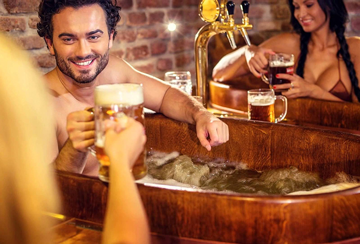 Seis spa donde celebrar el Día Internacional de la Cerveza