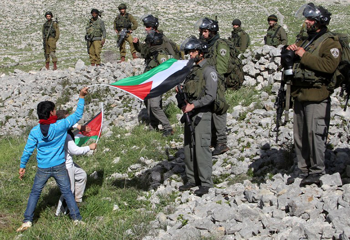 Israel ataca desproporcionadamente a palestinos por lanzar globos desde la frontera