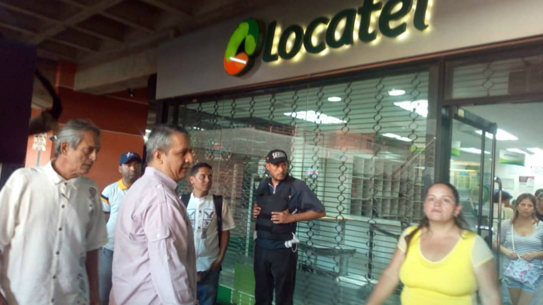 Por especulación, sancionan a cadenas de farmacias y supermercados en Venezuela