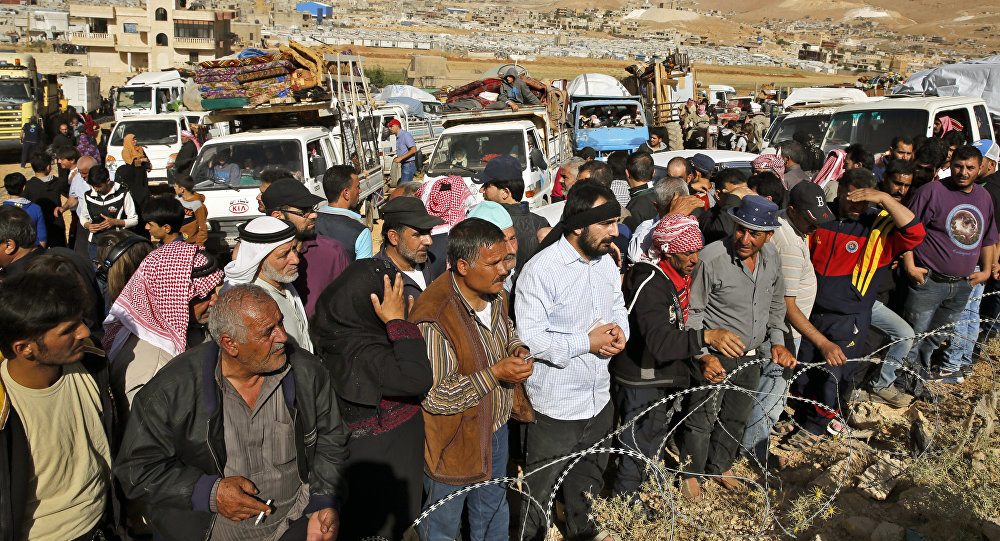 Millones de desplazados sirios regresaron a zona libre de terroristas en Guta Oriental