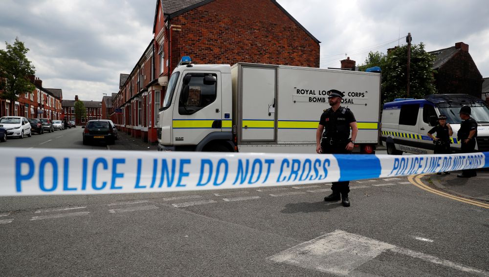 Diez personas heridas deja tiroteo en la ciudad británica de Manchester