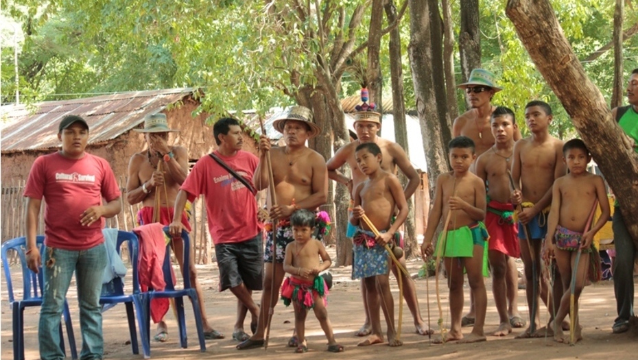 (Video) Al borde del exterminio sistemático 32 pueblos indígenas en Colombia