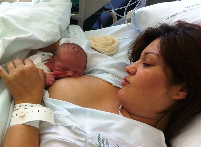 Amamantar a tu bebe reduce el riesgo de un accidente cerebrovascular