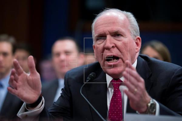 Exdirector de la CIA acusó a Trump de amedrentar a quienes se atreven a desafiarlo